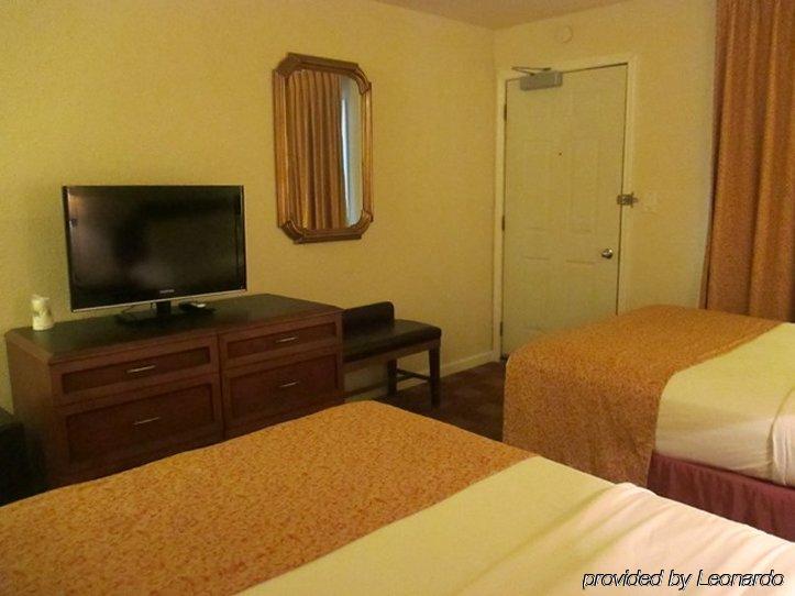 Waterford Inn Ngoại thất bức ảnh